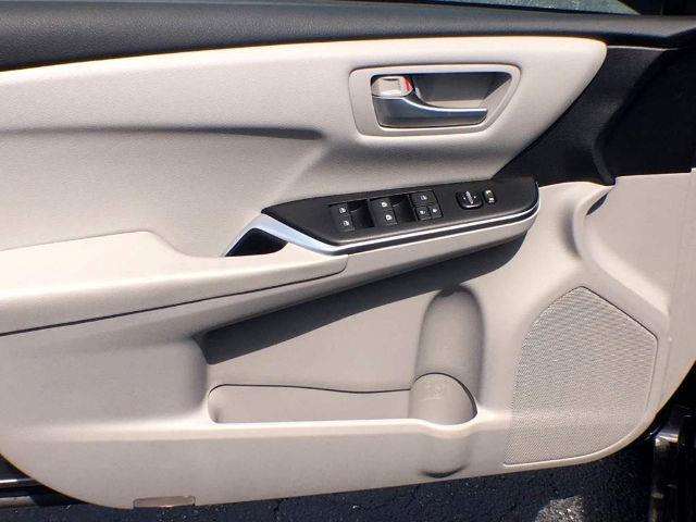 2017 Toyota Camry LE 4Dr Sedan